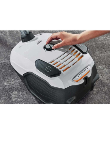 ΣΚΟΥΠΑ AEG VX6-2-IW-5 700W ΛΕΥΚΗ